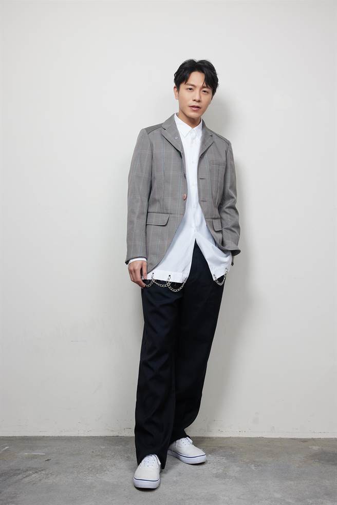 韋禮安為〈如果可以〉獻唱韓文版。（索尼音樂提供）