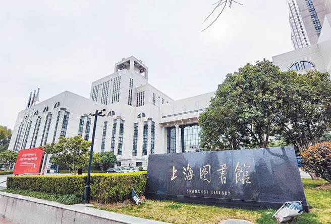 作為過去兩年大陸防疫優等生，上海此次能否與過去一樣「速戰速決」，可望成為北京參考重點。（中新社）