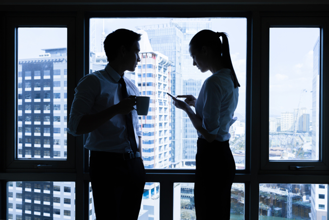 人帥真好？ 美研究曝：「顏值」高低影響身體免疫力。(示意圖/Shutterstock)