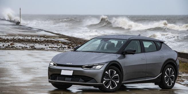 欧洲年度风云车Kia EV6预售价154.9万起，限量300台。（陈大任摄）
