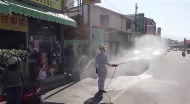 台南市政府針對確診者涉足場域清消。（台南市政府提供／曹婷婷台南傳真）