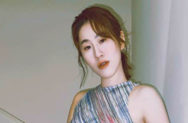 女星百白。（baibai0810 IG）