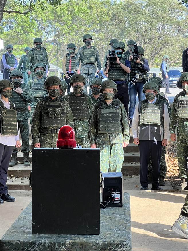 視導新式教召  邱國正：後面教召會跟此步調走。曾薏蘋攝