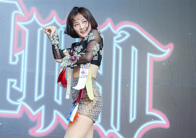 篮篮向初恋男友喊话「我电话都没换」。（粘耿豪摄）