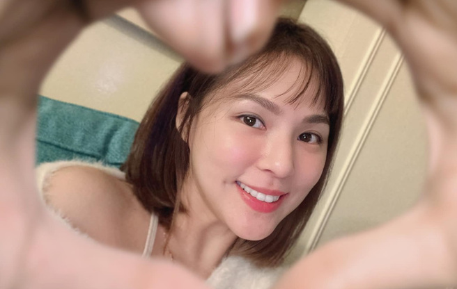 熊熊沒辦法接受洗澡時男友在旁邊大便。（圖／FB@熊熊）