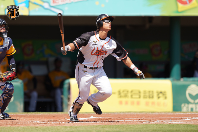 統一獅蘇智傑熱身賽開轟。（統一獅提供）