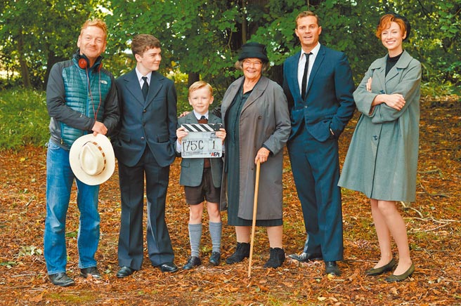 《贝尔法斯特》卡司华丽，真挚动人。（UIP提供）