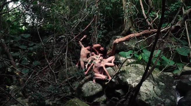 藝術家高媛所拍攝的新作品─《余响1871八瑤灣》。（嘉義國際藝術紀錄影展提供)