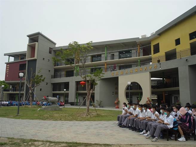 2亿元打造云林县北港镇建国国中新校舍与科技中心，见证新旧传承。（张朝欣摄）