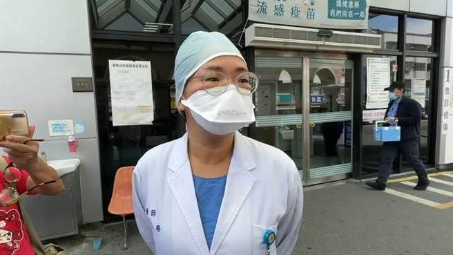 台东马偕急诊室医生吴佩珊指出，黄仲凯目前生命徵象稳定、无外伤、意识清醒。（蔡旻妤摄）