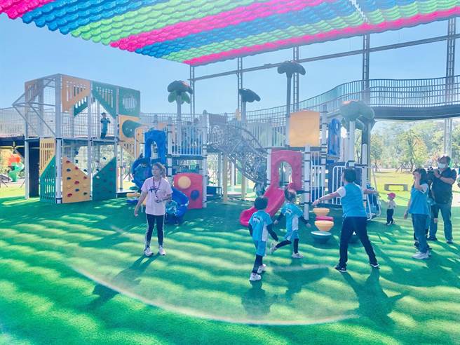 名间亲子生态公园，吸引亲子同乐。（廖志晃摄）