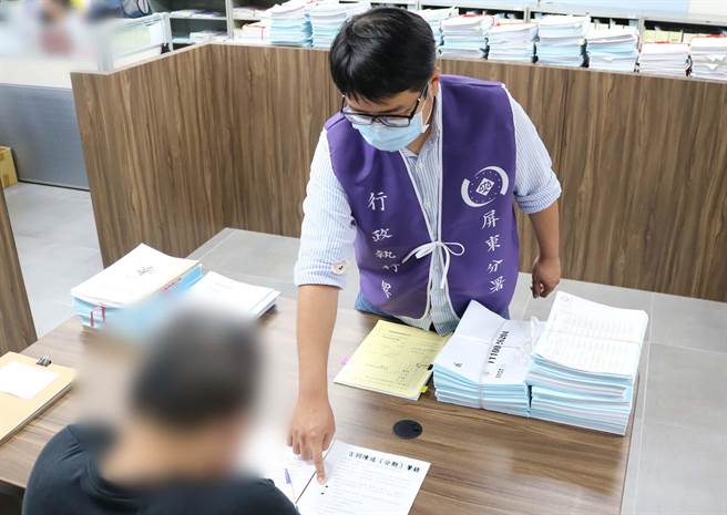 罗男酒驾罚金迟迟不缴，房子差点遭到查封。(行政执行署屏东分署提供)