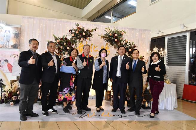 宣传记者会活动上，旅居外县市的彰化同乡会成员出席力挺。（谢琼云摄）