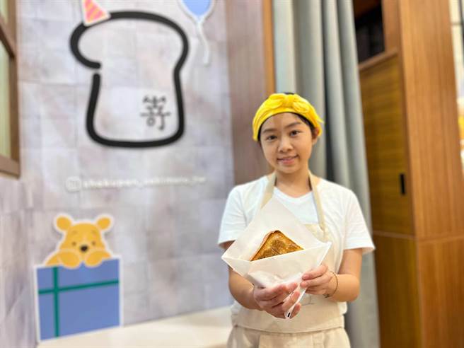 嵜本提供現烤服務。（柯宗緯攝）