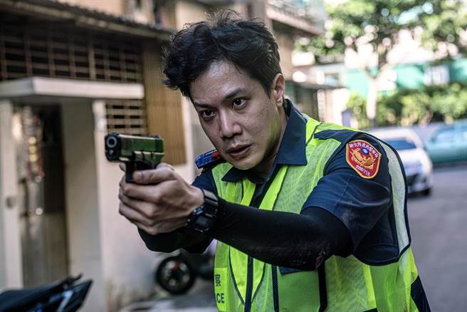 薛仕凌表示演完《鎗声》后对警察改观。（公视台语台提供）