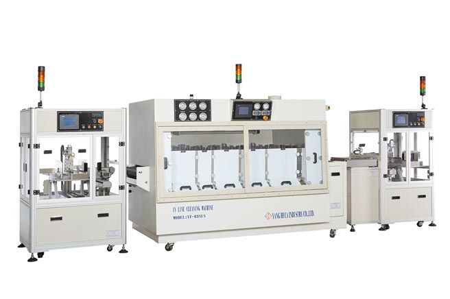 扬发连续式水洗机，跨足PCB、SMT、半导体、光电及自动化产业等应用领域。图／业者提供