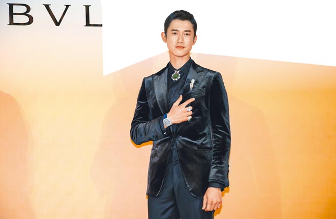 《初拥》剧组工作人员发生意外，吴慷仁沉痛发文自省。（资料照片）