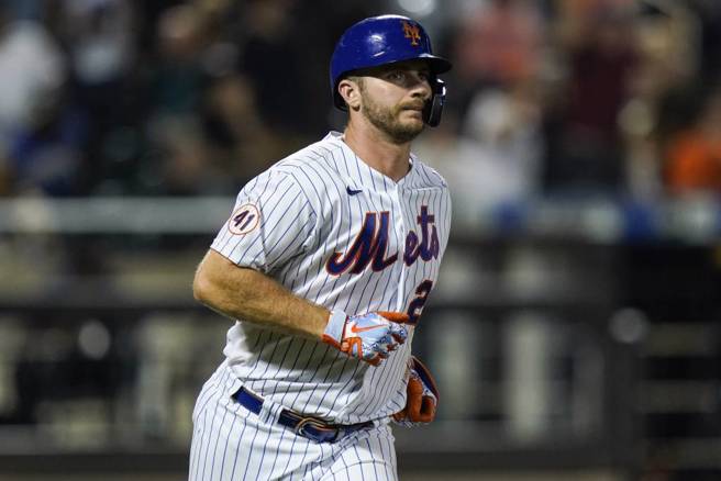 纽约大都会一垒手阿隆索在春训发生严重车祸，奇蹟般没有受伤。（美联社资料照）