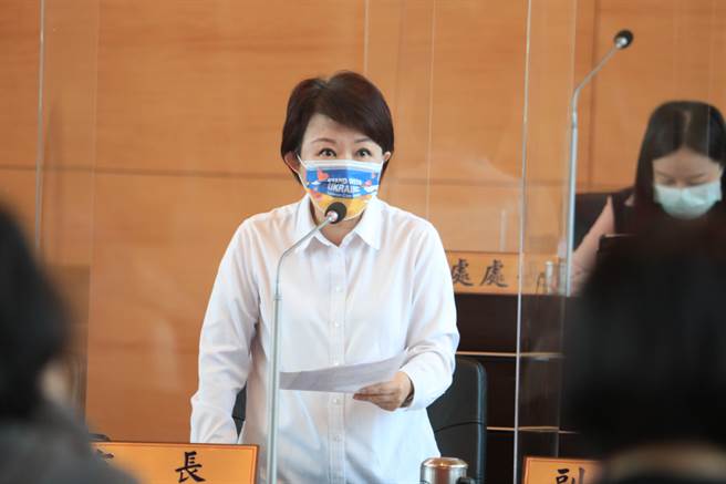 台中市長盧秀燕強調，就算道具也不宜，若是有拿出來嚇小孩的情況，更不可原諒。（盧金足攝）