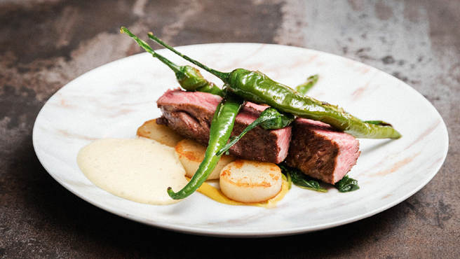 加入餐盘再发现计画的「眺吧餐酒馆」以各国特色料理与台湾在地食材结合，迸发出新式创意料理，引领舌尖跨越国界。(图片提供/眺吧餐酒馆)
