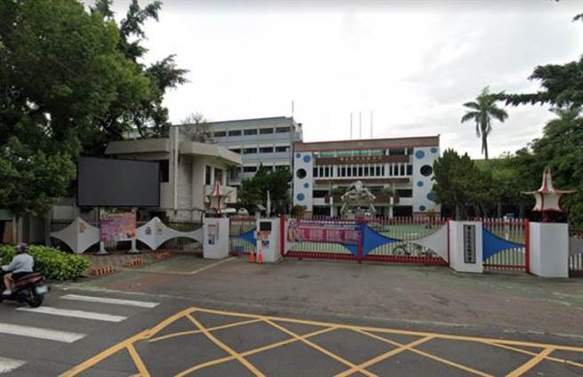 确诊个案至云林县虎科大参加球赛，虎尾高中学生与个案足迹重迭下午停课。（摘自Google Maps）