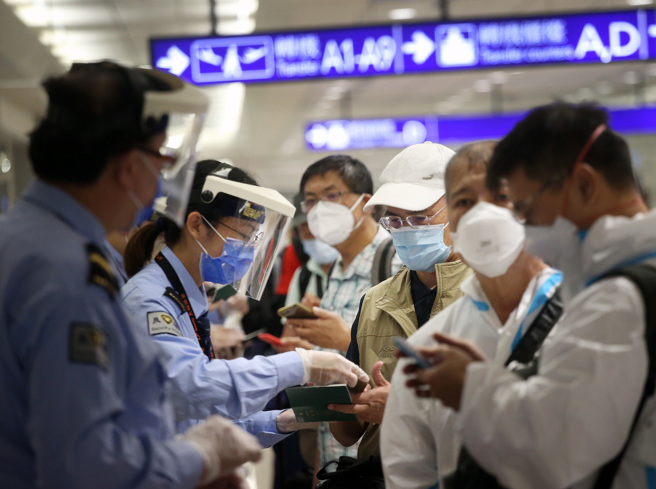 英国在台办事处今天表示，英国将自3月18日英国时间凌晨4点起，取消所有 COVID-19入境限制规定。（资料照/范扬光摄）