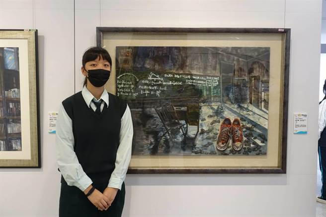 僑泰高中陳宇蕙獲得第70屆全國學生美術比賽西畫類特優。（馮惠宜攝）