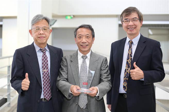 静宜校长唐传义表示，连续5年荣获「大学办学绩效成长TOP20」是很大肯定！（静宜大学提供）