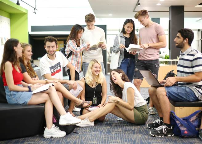 静宜的国际化成效有目共睹，年年勇夺教育部「学海飞扬」等计画全国最高补助；也是国内第一所国际学生交换计画(ISEP)的会员学校！（静宜大学提供）