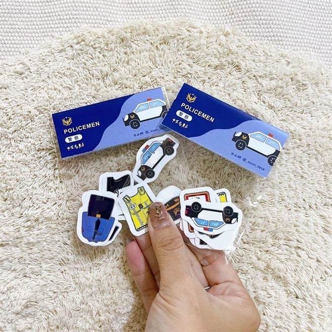 台中市警局第四分局推出抽奖小礼品，盼民眾多多留言鼓励员警。(警方提供／林欣仪台中传真)