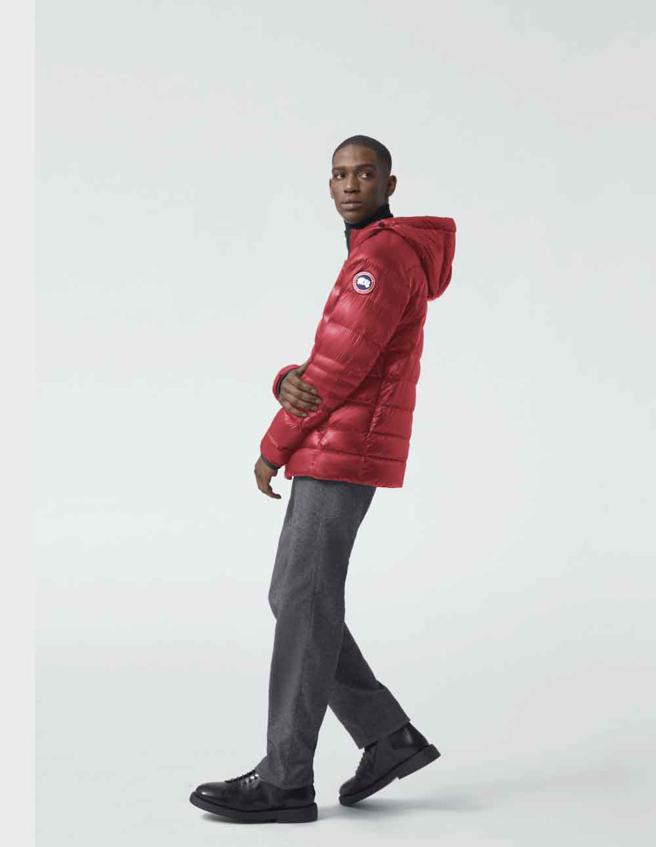 Canada Goose Crofton Hoody連帽外套，男款，紅色。（Canada Goose提供）