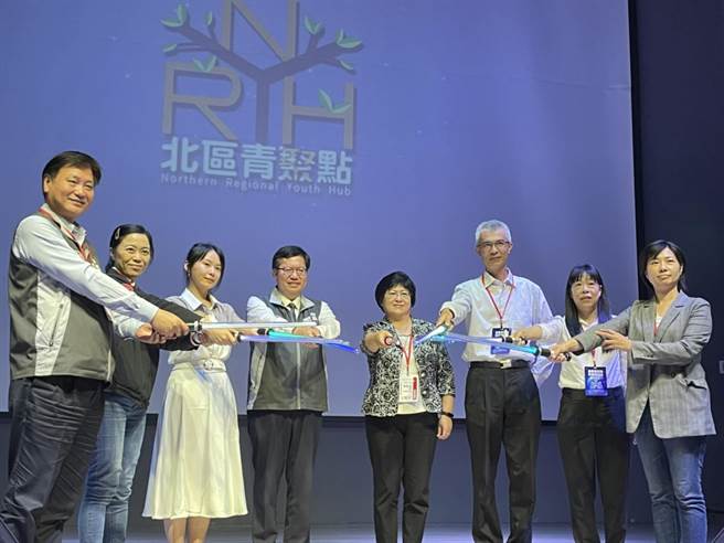 北区青据点16日在桃园市青年局启动营运。（吕筱蝉摄）