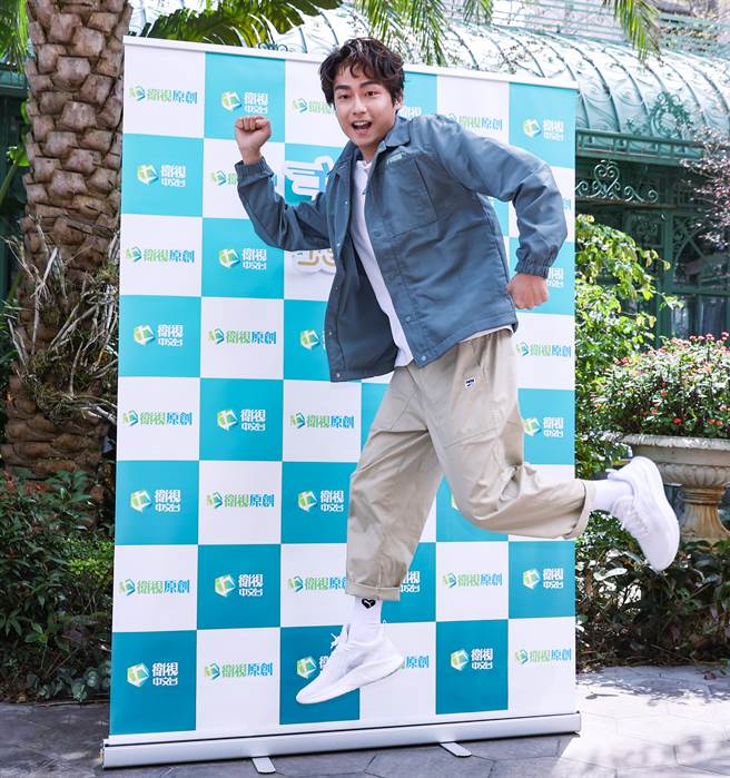 大鹤今特地替好友郭书瑶助阵。（罗永铭摄）