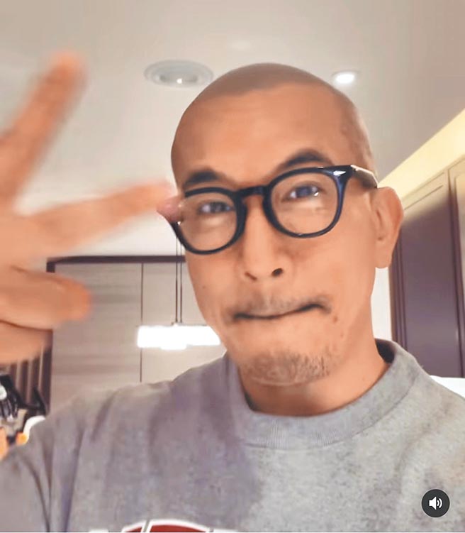 具俊晔昨Po影片恭贺小S发新专辑。（摘自IG）