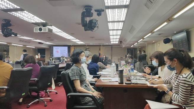 立法院今天邀请劳动部业务报告。（林良齐摄）
