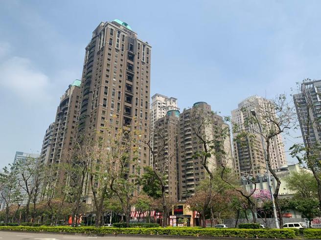 （七期豪宅成屋「谦臻邸」，规划155坪高规格精装修，近期释出保留户！图／业者提供）