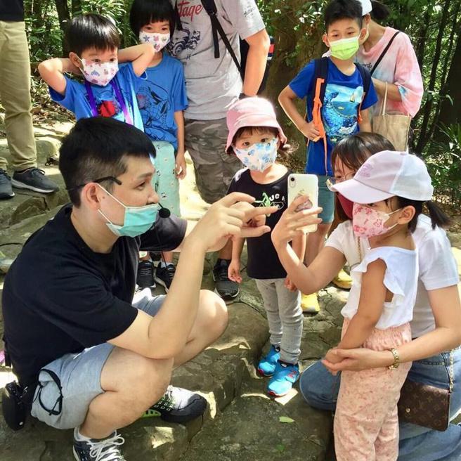 （台北美福饭店亲子专案推出昆虫探索亲子共学」游程。图／台北美福大饭店提供）