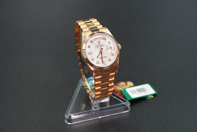 行政执行署新竹分署拍卖「红富海」心灵导师吸金案主嫌名下财产，4月12日将再次拍卖物件，「全红」劳士力将现身。（新竹分署提供／陈育贤新竹传真）