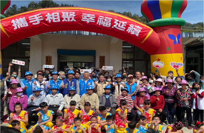 老中青幼跨世代融合交流活动。(图/玄奘大学提供)