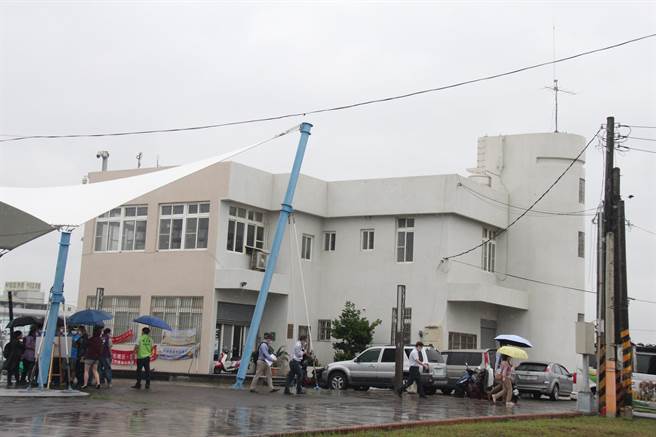 高雄市蚵仔寮舊辦公室將改建成海洋及漁業文化館，海洋局希望帶動地方發展。（邱志偉服務處提供／林瑞益高雄傳真）