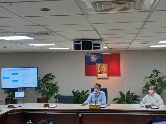 惊悚电扶梯事故发生后，北捷事发多天后二度举行记者会，重新说明新埔站电扶梯异常事件调查进度报告。（黄婉婷摄）