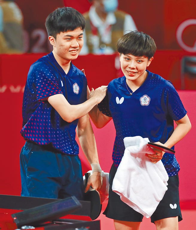 WTT大满贯赛新加坡站混双决赛，台湾好手林昀儒／郑怡静以0比3遭到大陆对手横扫以银牌作收。（本报资料照片）