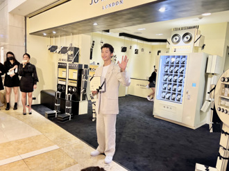 許光漢、范少勳、徐佳瑩齊推美妝好物 全球唯一機器人概念店超吸睛