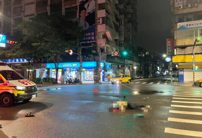 身分曝光！军人休假返家遭酒店经纪开宾士夺魂。(翻摄自脸书爆料公社)