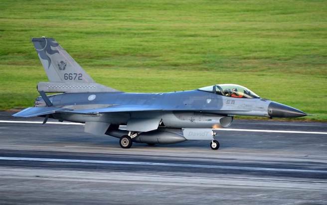 F-16战机（图/曾姓航迷提供）