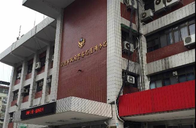 新北某高中男学生从5楼坠落 命危抢救中 。（资料照）