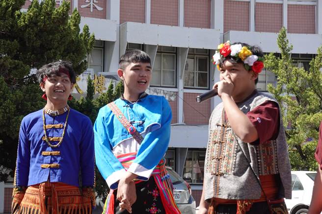 台东高中阿卡贝拉合唱团成立于2021年，初试啼声即获全县乡土歌谣比赛优等，团员全数都来自原住民艺能班。（蔡旻妤摄）