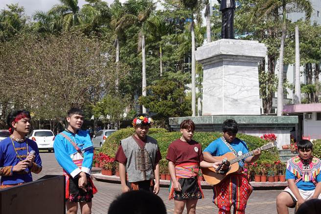 台东高中阿卡贝拉合唱团成立于2021年，初试啼声即获全县乡土歌谣比赛优等，团员全数都来自原住民艺能班。（蔡旻妤摄）