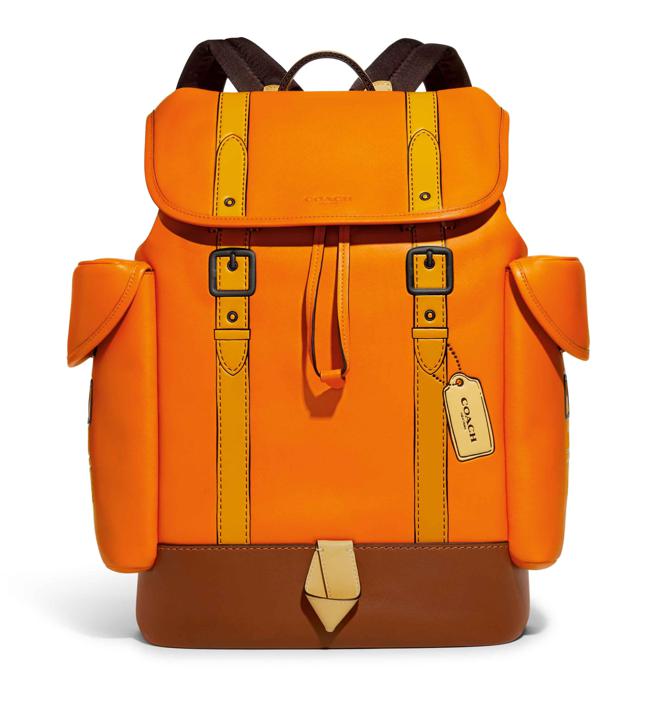 凤小岳活动同款，Coach Hitch 错视画后背包，2万9800元。（Coach提供）
