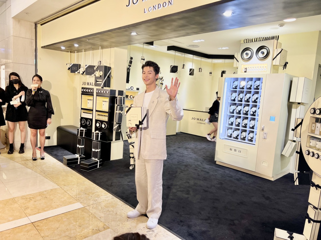 近日Jo Malone London、d program敏感话题、ELIXIR怡丽丝尔分别邀请许光汉、范少勋、徐佳莹站台，图中为Jo Malone London品牌好友许光汉。（邱映慈摄）